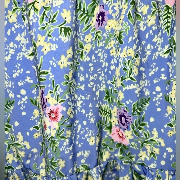 Goodnight Macaroon Ladies V neck Mid Length Dress Size Medium - Picture 3 of 4